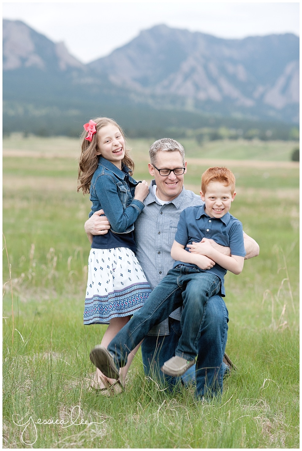Family Photographer Boulder, dad tickling kids