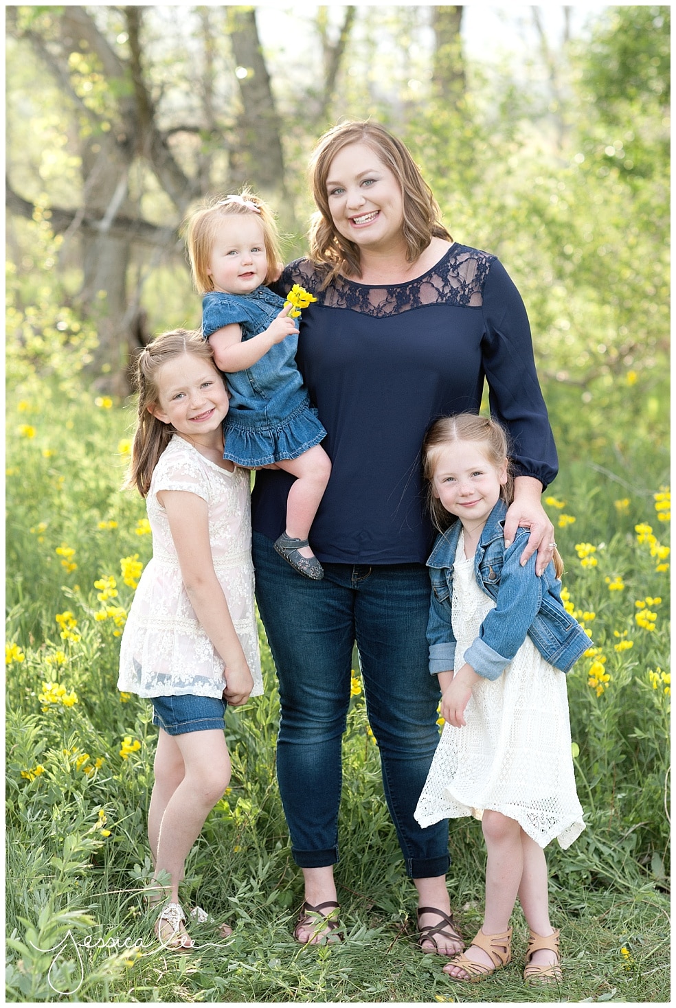 Louisville Colorado Family Photographer, mom with three daughters