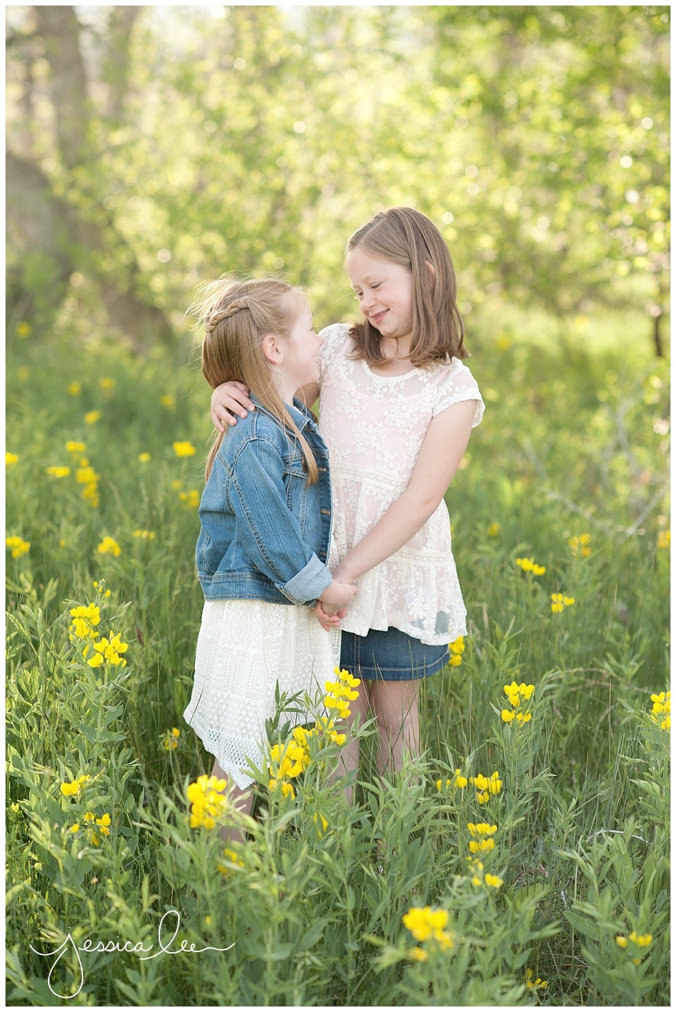 Louisville Colorado Family Photographer, little girls holding hands