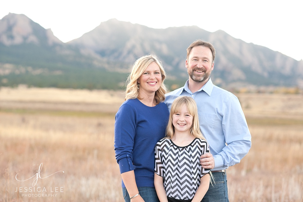 Longmont Family Photographer, family of 3 in front of the mountains