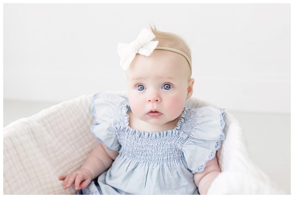 best baby photographer huntsville | Baby in blue