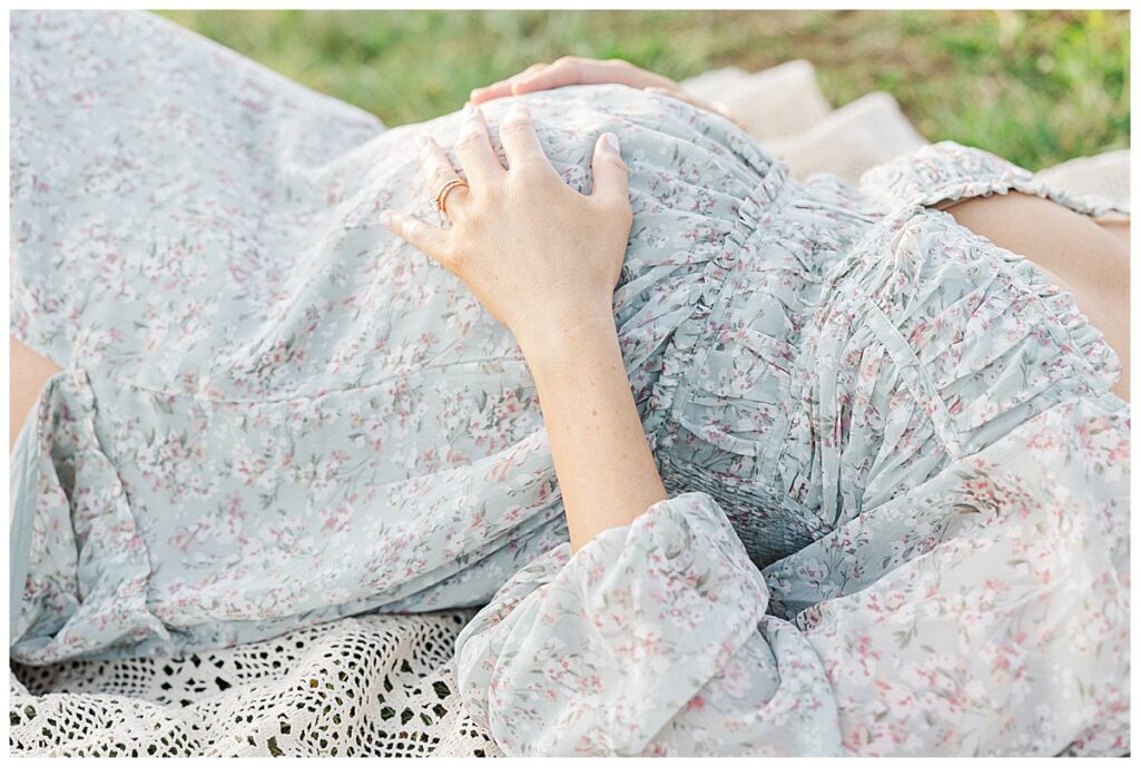 Outdoor Maternity Photos Huntsville Alabama