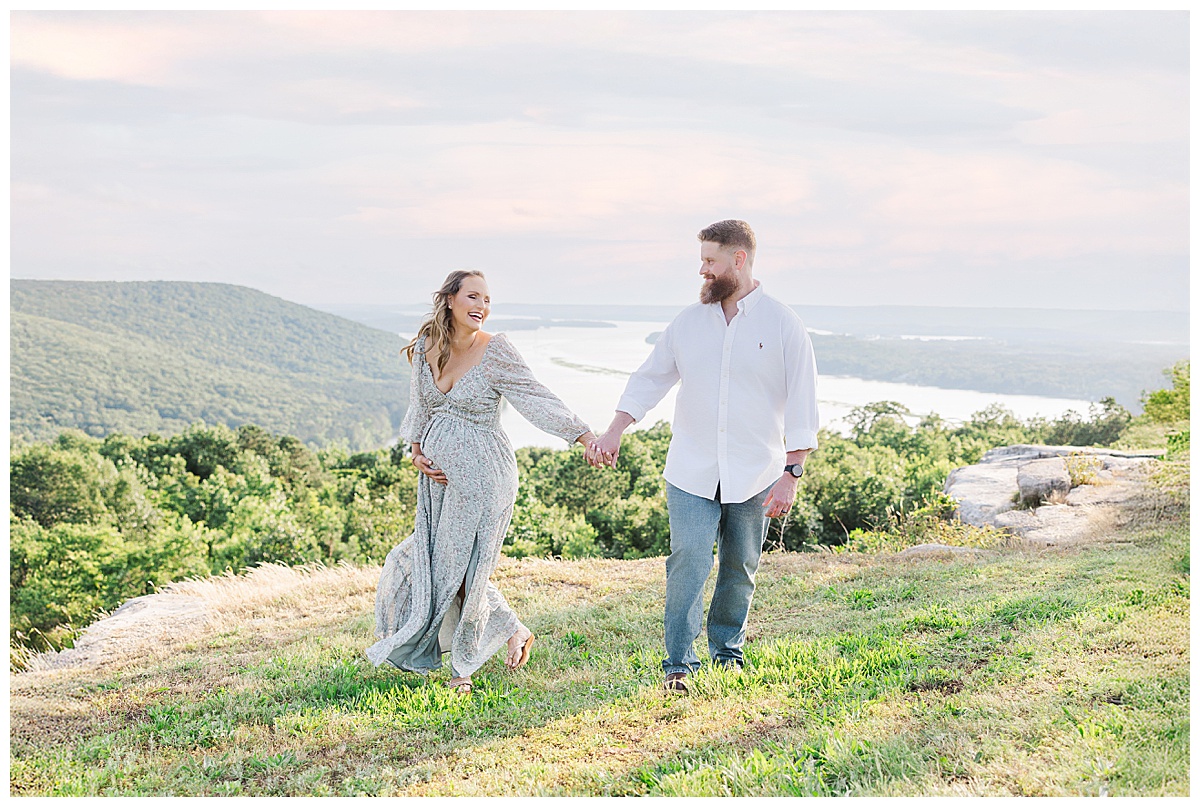 Outdoor Maternity Photos Huntsville Alabama