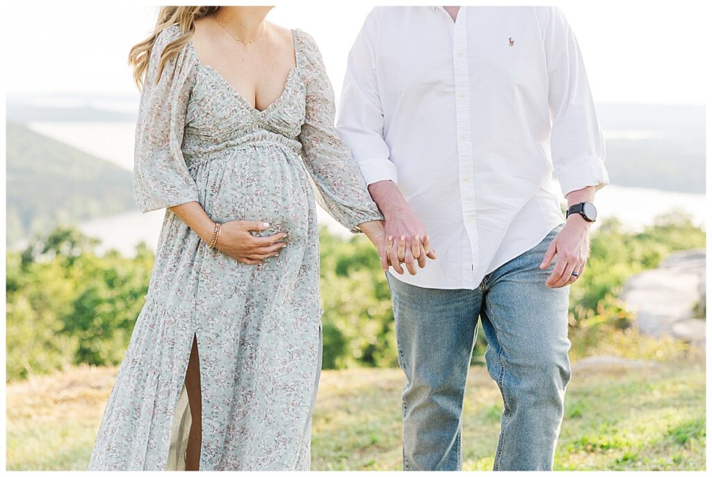 Outdoor Maternity Photos Huntsville Alabama